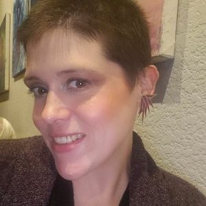 Meet your Posher, Jennifer fields